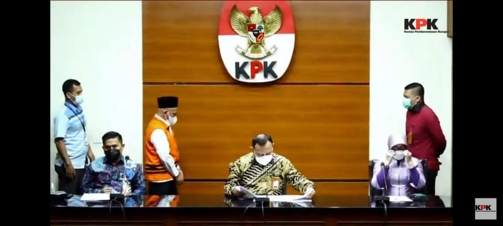 Terima Suap 18 Milyar, Bupati HSU Resmi Ditahan KPK