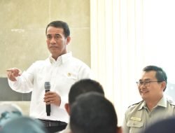 Gaji dan Tunjangan Mentan Andi Amran akan Diberikan ke Yatim Piatu