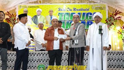 Bupati Tapin Hadiri Tablig Akbar dan Lelang Amal, Tegaskan Komitmen Bangun Banua dengan Keberkahan