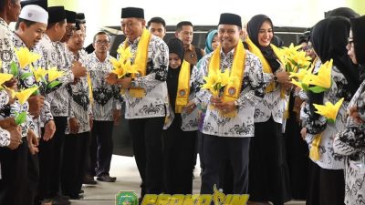Bupati Tapin Lantik Pengurus PGRI Periode 2025–2030, Tegaskan Guru Sebagai Pilar Investasi Bangsa