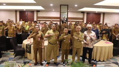 Bupati Tapin Tekankan Disiplin ASN, Dorong Implementasi Aplikasi I’Dis