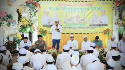 Bupati Tapin Ajak Warga Jaga Persatuan Lewat Peringatan Maulid Nabi Muhammad SAW