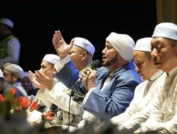 Satu Tahun Kepemimpinan Yamani–Juanda, Tapin Bersholawat Hadirkan Habib Syech di Bumi Ruhuy Rahayu