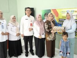 PKK Tapin Salurkan Sembako P2K2, Dukung Percepatan Penurunan Stunting
