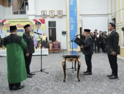 Unda Absori Resmi Dilantik Jadi Sekda Tapin, Bupati Tekankan Penguatan Birokrasi