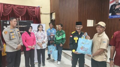 Sambut Hari Bhayangkara ke-80, Polres Tapin Salurkan 1.000 Paket Sembako untuk Warga Membutuhkan