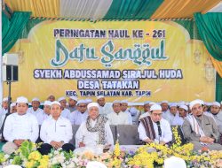 Ribuan Jemaah Hadiri Haul ke-261 Datu Sanggul, Bupati Yamani: Teladani Ajaran Ulama