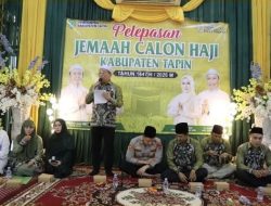 Wabup Juanda Lepas 304 Jemaah Calon Haji Tapin, Pesan Jaga Kesehatan dan Kekompakan